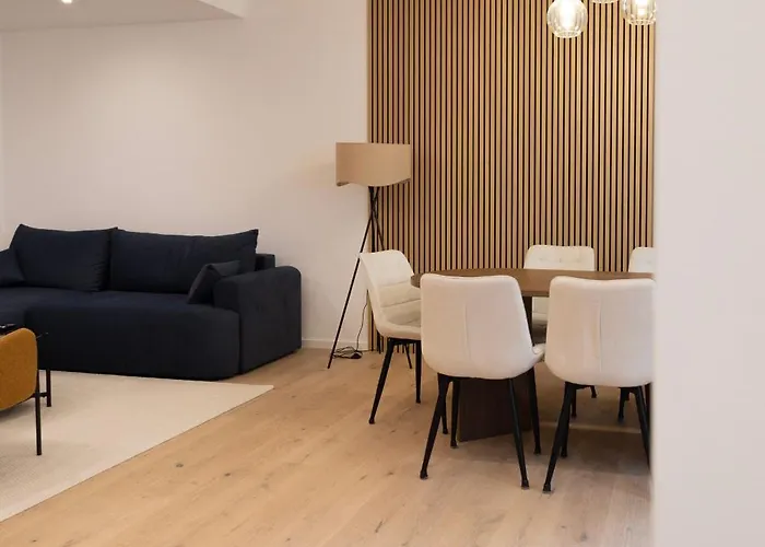 شقة Eleganz Im Herzen Von Schwabing ميونيخ