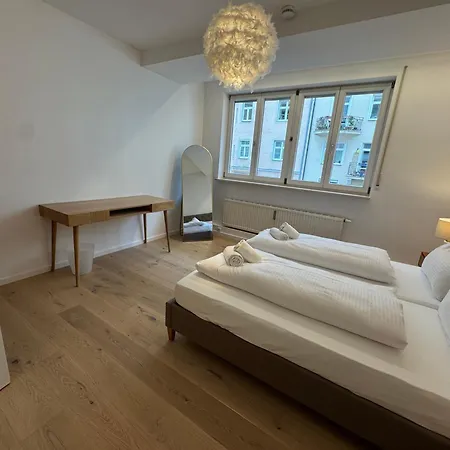 Apartment Eleganz Im Herzen Von Schwabing Munich