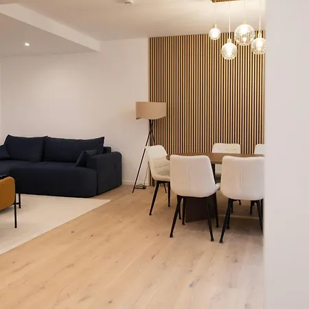 アパート Eleganz Im Herzen Von Schwabing ミュンヘン