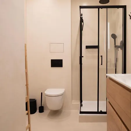 شقة Eleganz Im Herzen Von Schwabing ميونيخ