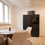Eleganz Im Herzen Von Schwabing