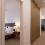 Eleganz Im Herzen Von Schwabing München