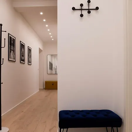 アパート Eleganz Im Herzen Von Schwabing ミュンヘン